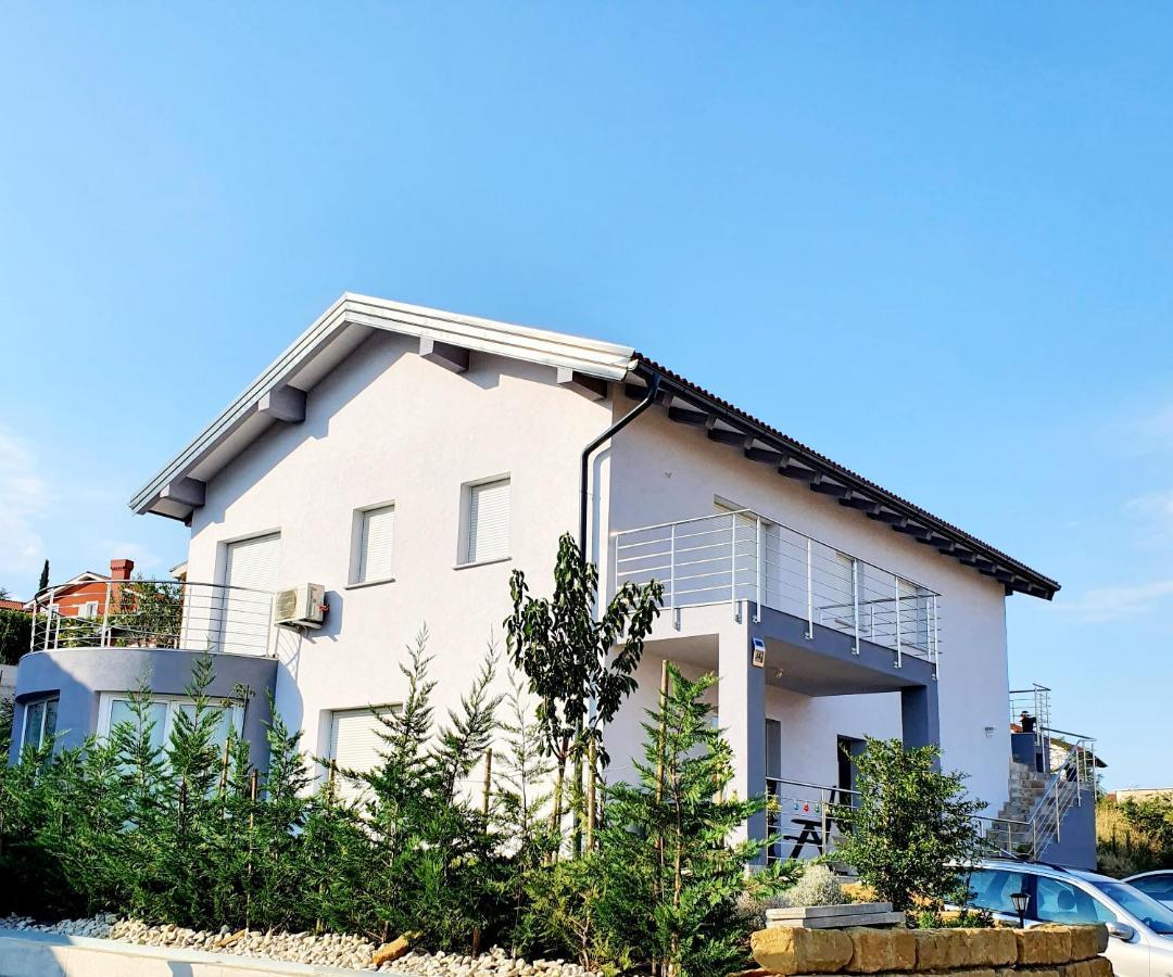 Villa Ines Zgornje Skofije Exterior foto